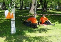 Финиш байдарок: волонтеры расслабляются в ожидании финиширующих